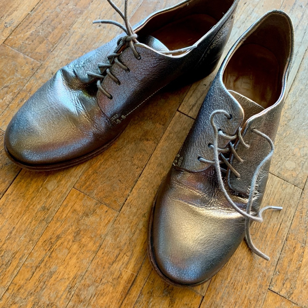 Frye gold metallic Elyssa Oxford shoes